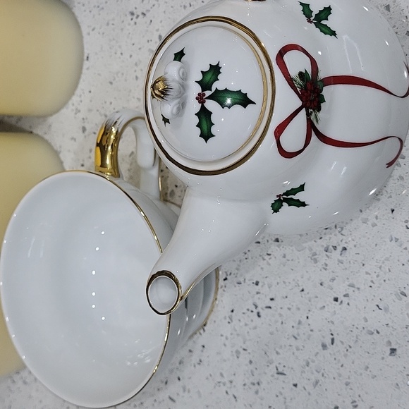 Nantucket Tea Set - Picture 3 of 5